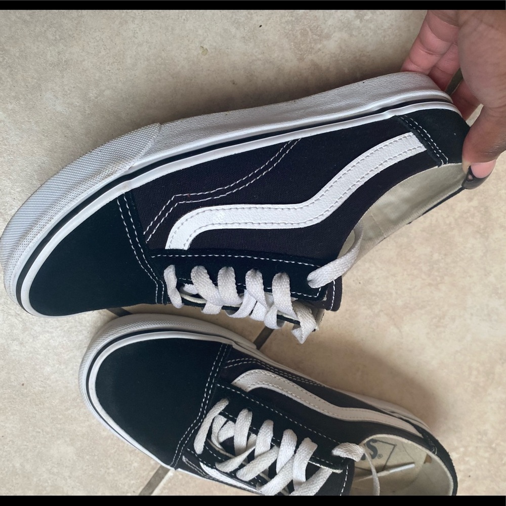 Old skool mule vans